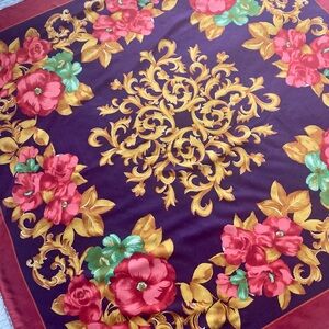 BAROQUE floral scarf. Made in Italy